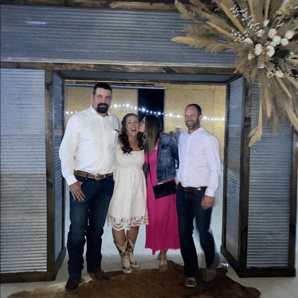 Dress - Picture 4 of 4